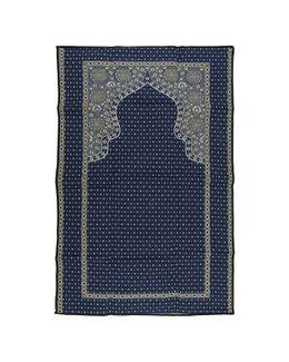 مناسك سجادة صلاة مع حقيبتها