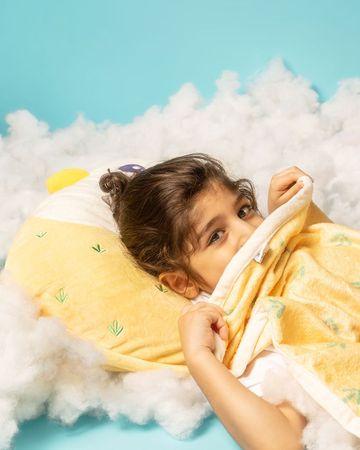 بني مجموعة كالطائر المتوكل لحاف ووسادة