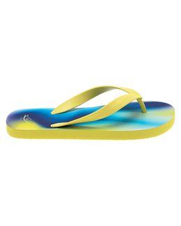 Mishkat Yellow Gradient Beach Slippers for Men