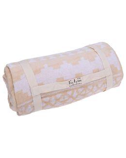 Shababuna x HNAK Saudi Patterns Souvenir Towel (White & Beige)